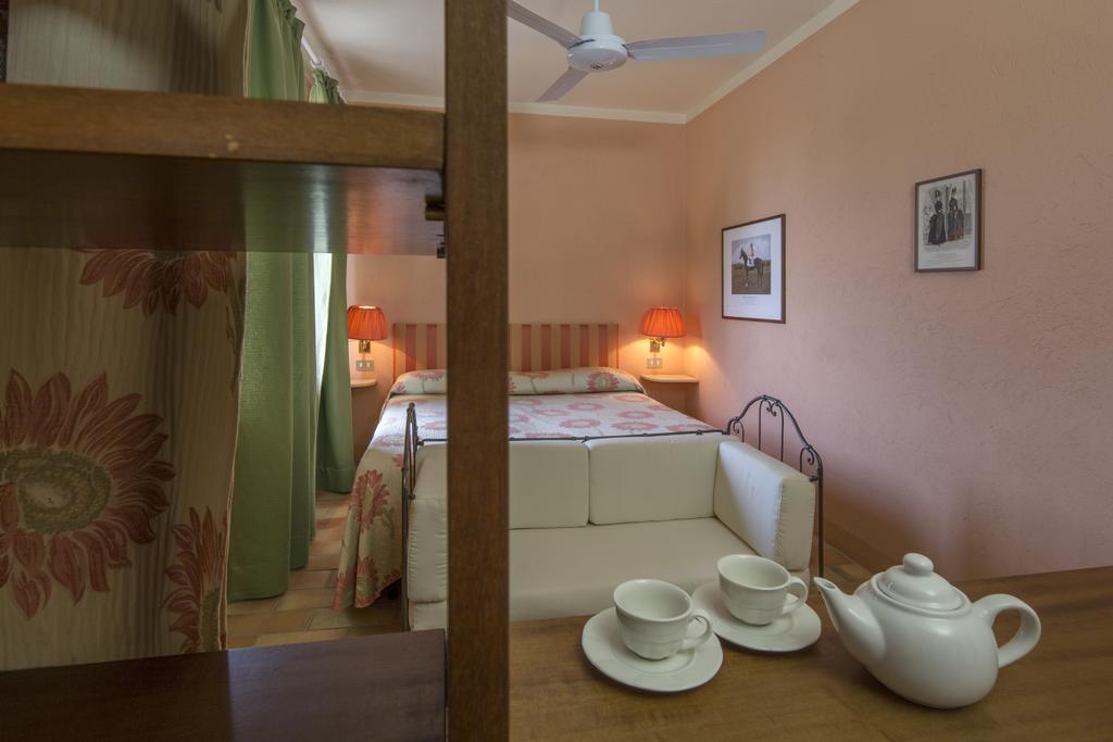 Agriturismo Il Torrione Hotel Pinerolo Kamer foto