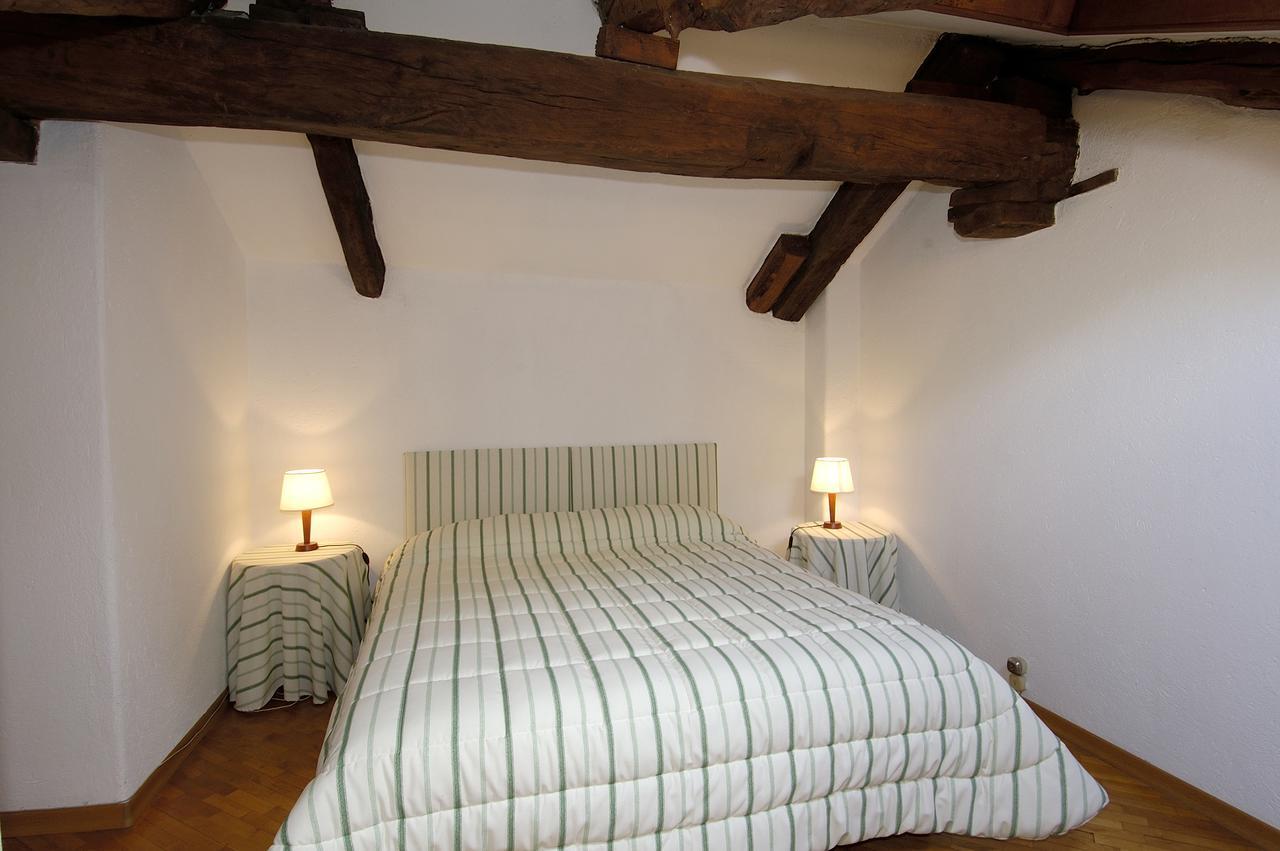 Agriturismo Il Torrione Pinerolo Buitenkant foto